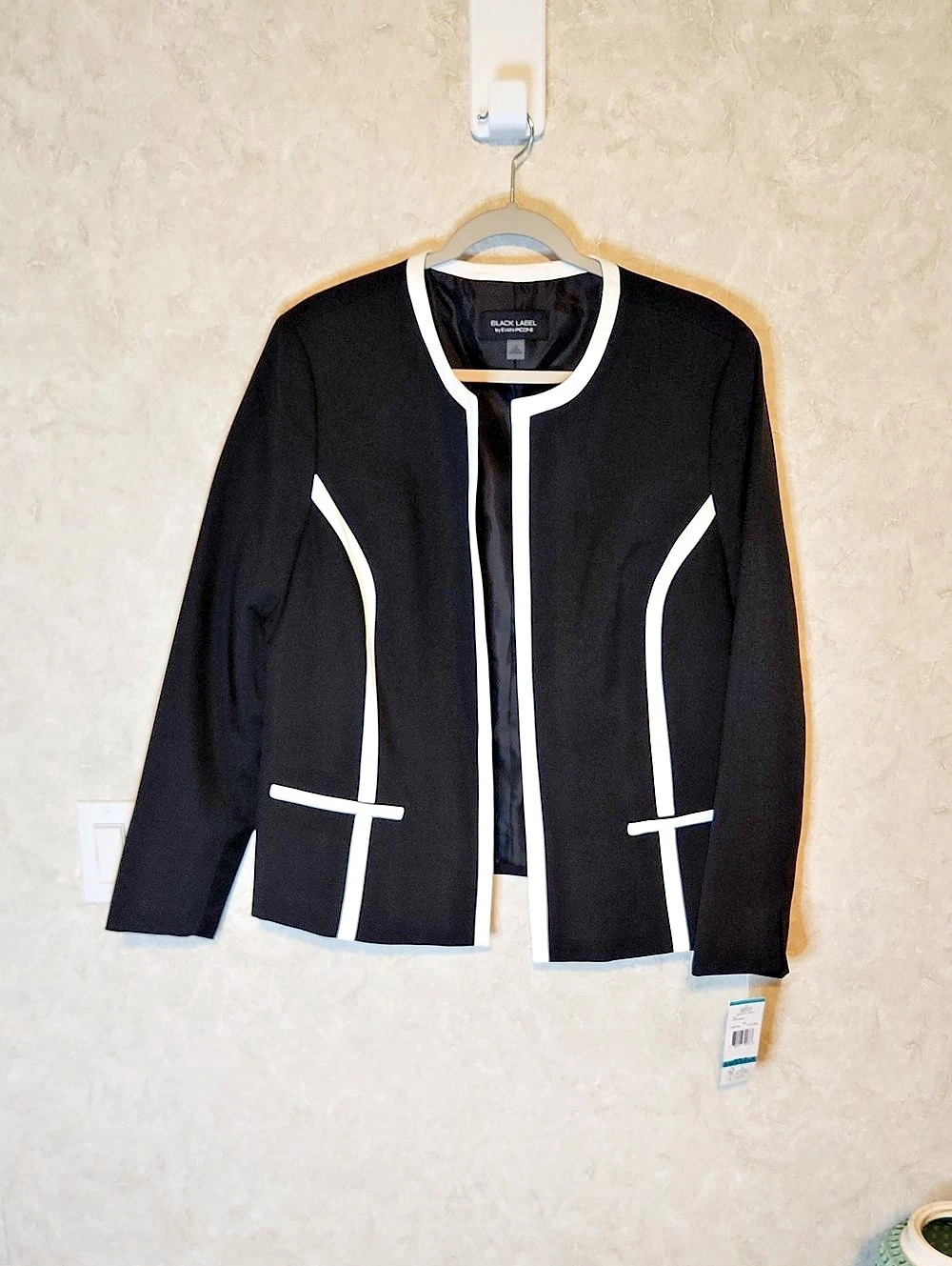 Black Label by Evan-Picone Black Label Color Block Blazer Black & White Size 16W